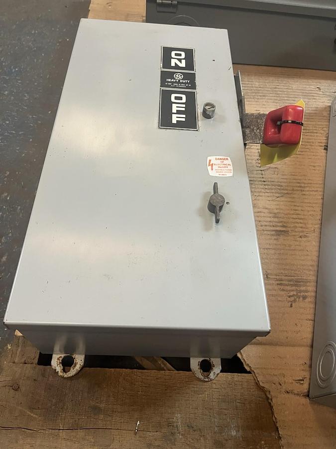 GE,THN3361M,TYPE 1 NON FUSED SAFETY DISCONNECT SWITCH 30A 600V