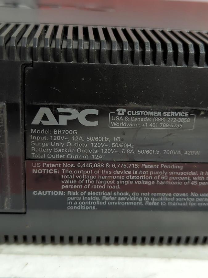 Used APC,BR700G,BACK-UPS PRO 700 WITH BATTERY PRE-OWNED