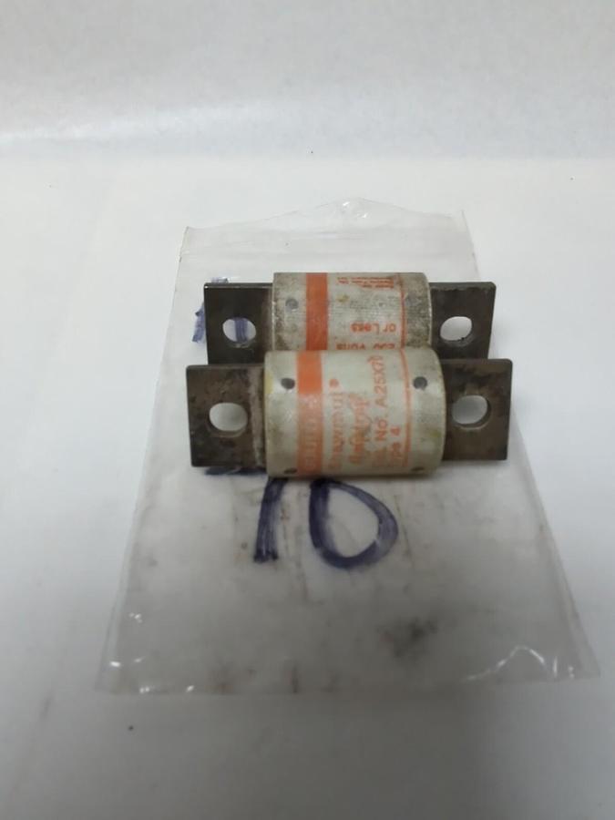Used GOULD SHAWMUT,A25X70,AMP-TRAP FUSE LOTOF 2