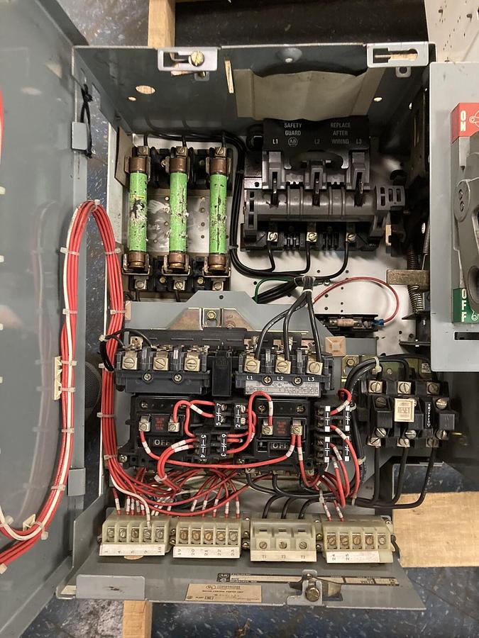 Used Allen-Bradley,2106B,Size 1 MCC 20 Inch Reversing Starter Feeder Bucket