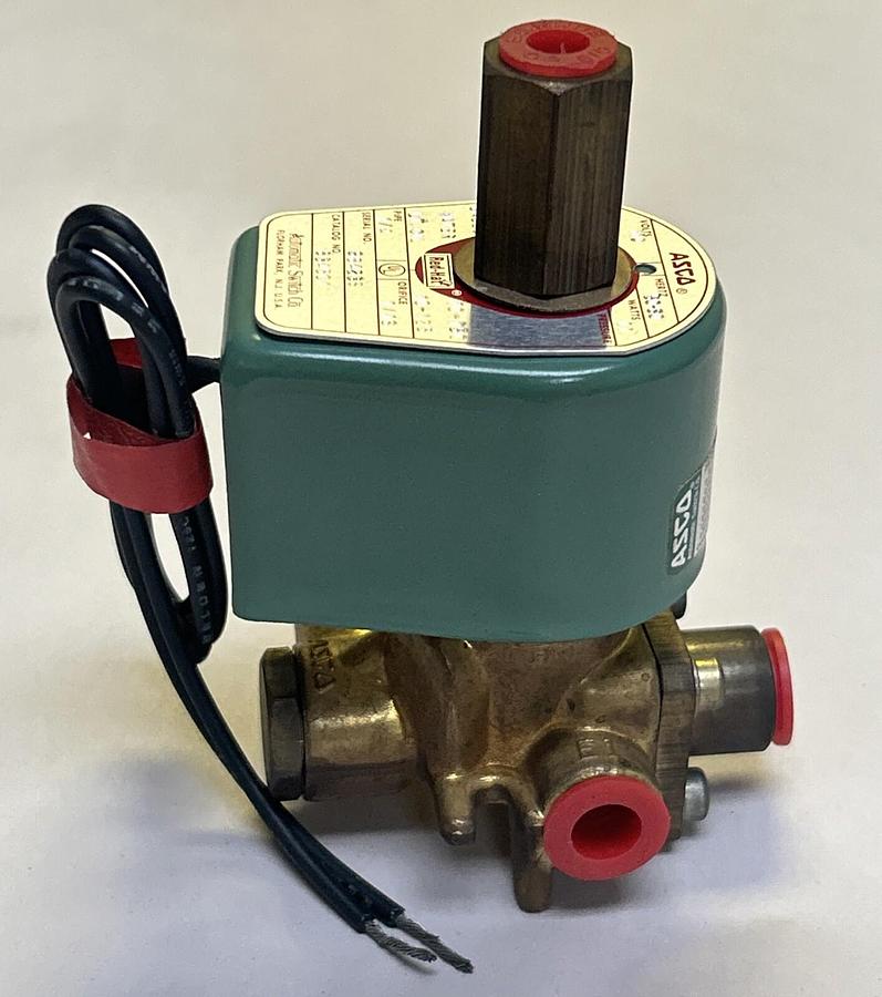 ASCO,8345C1,SOLENOID VALVE 1/4INCH 120V NOS