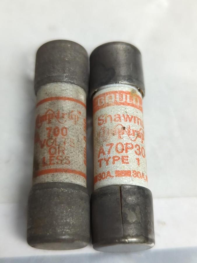 Used GOULD SHAWMUT,A70P30,AMP-TRAP 30 AMP FUSE LOT OF 2 PRE-OWNED