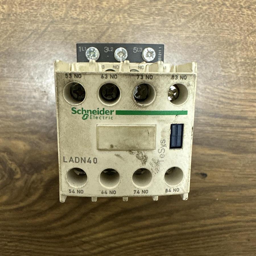 Used Schneider,LC1D186 BL,WLADN40 Aux Block