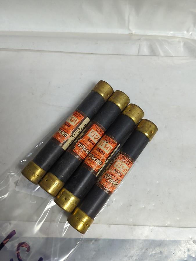 Used COOPER BUSSMANN,LPS-1-6/10,LOW-PEAK 1-6/10 AMP FUSE LOT OF 4 PRE-OWNED