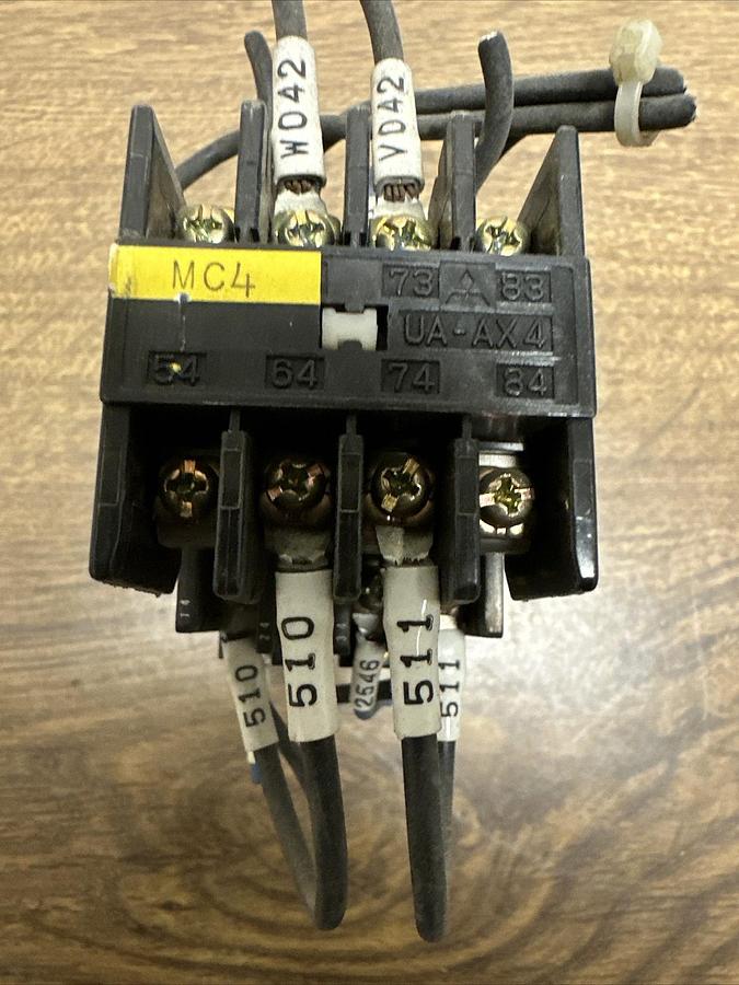 Used Mitsubishi,SRD-K4,Magnetic Contactor With UA-AX4 Aux Block