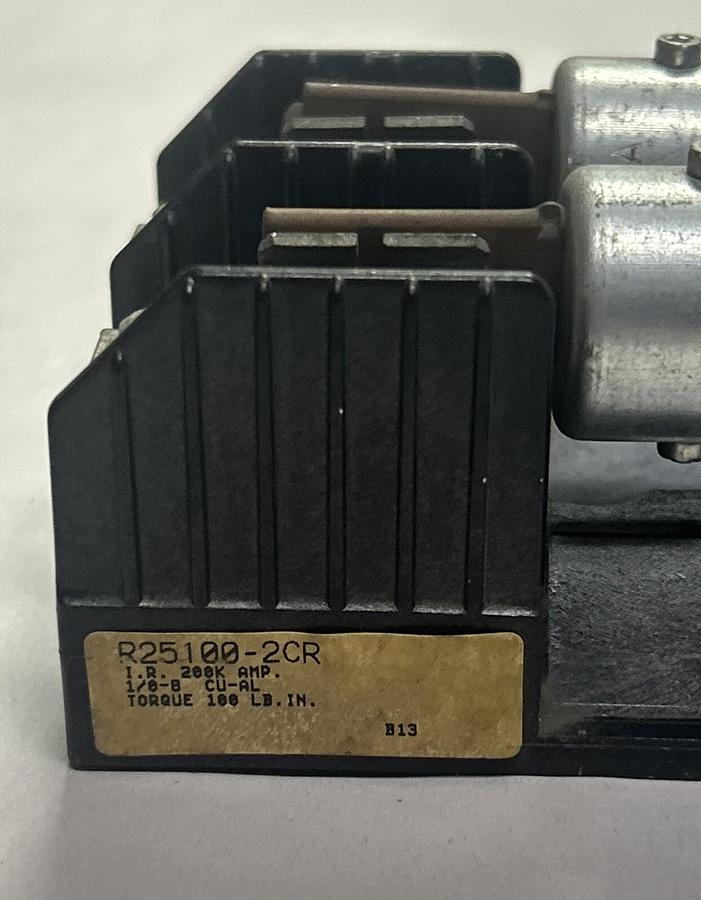 Used BUSSMANN,R25100-2CR,FUSE HOLDER WITH FRN-R-80 FUSES
