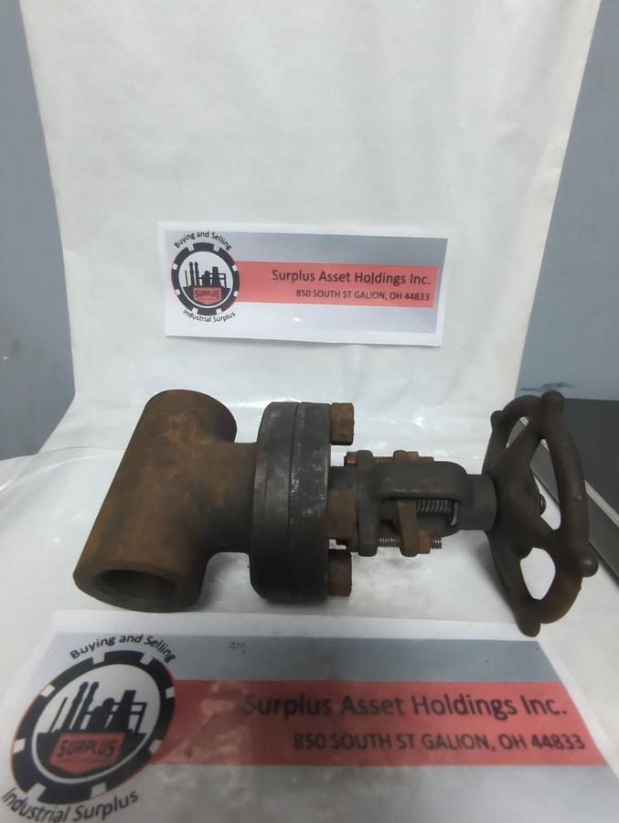 Used HENRY VOGT,B-40406 R18,GATE VALVE 1-1/4 INCH PRE-OWNED