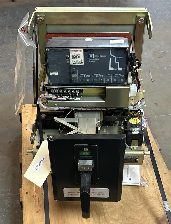 Used WESTINGHOUSE,DB25,AIR CIRCUIT BREAKER 600A 600V REFURBISHED