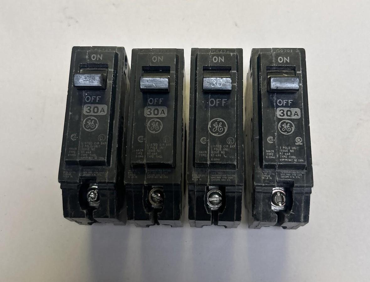 Used GENERAL ELECTRIC,THQL1130,CIRCUIT BREAKER 30A 120/240V 1P LOT OF 4