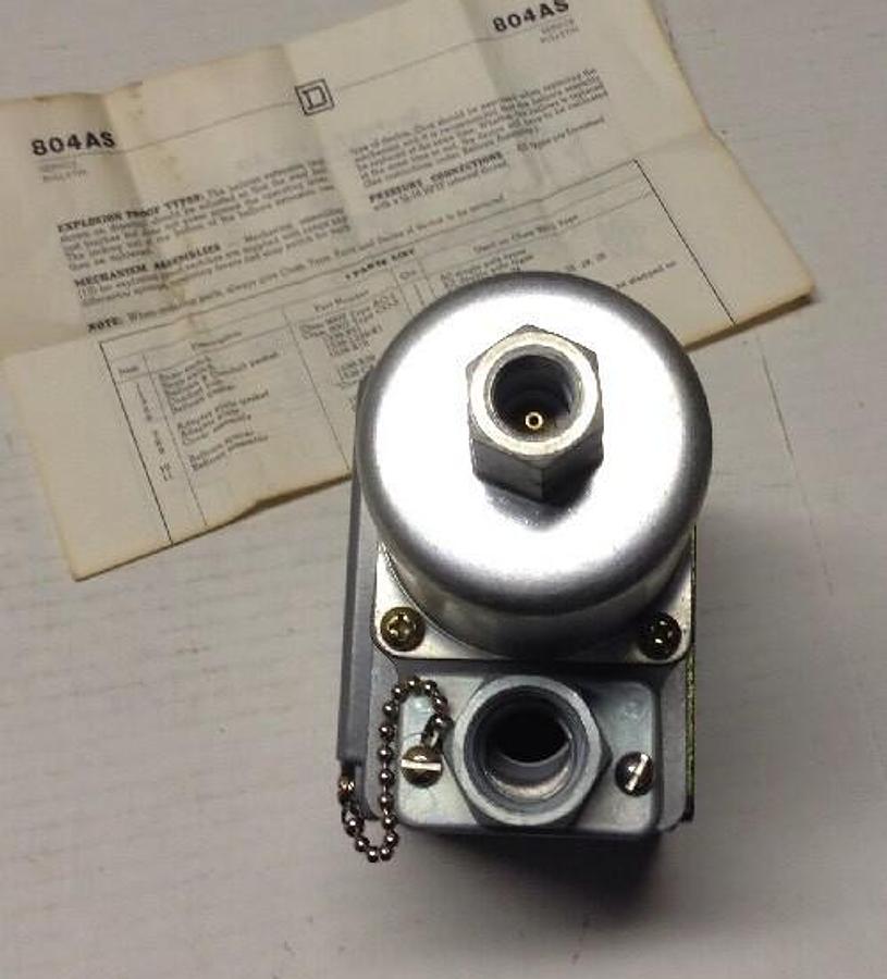Square,D 9012-ACW-4,Series B Pressure Switch 1-20 PSI