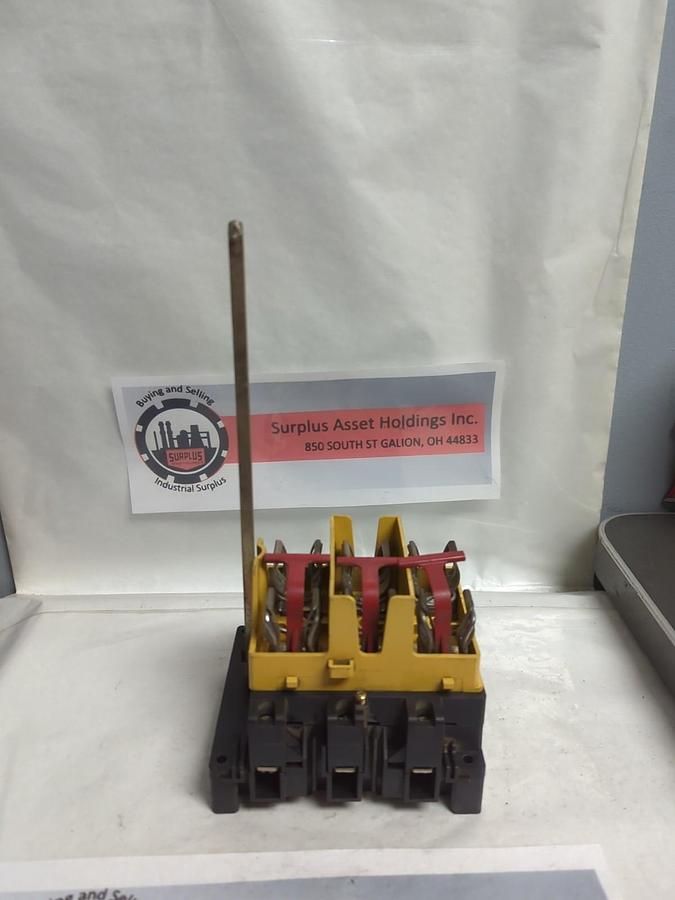 Used ALLEN BRADLEY,194R NJ060P3,ROTARY DISCONNECT SWITCH 3-POLE PRE-OWNED