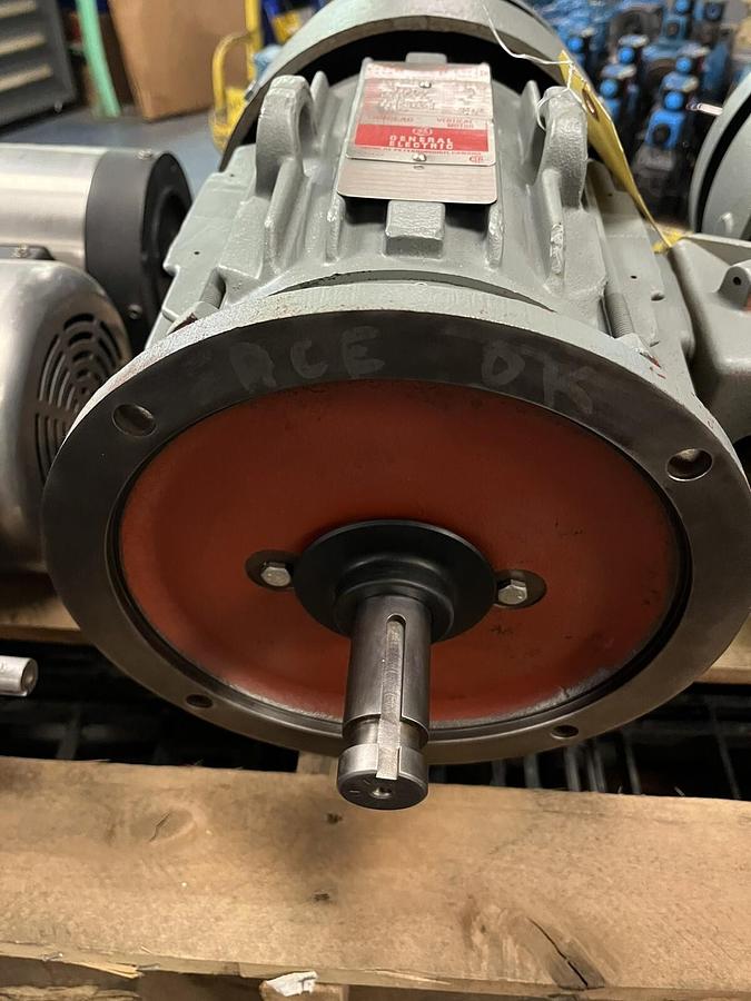 GE,5K182QP4JA6A,TRI CLAD VERTICAL MOTOR 3HP 1760RPM 230/460V L182HP10