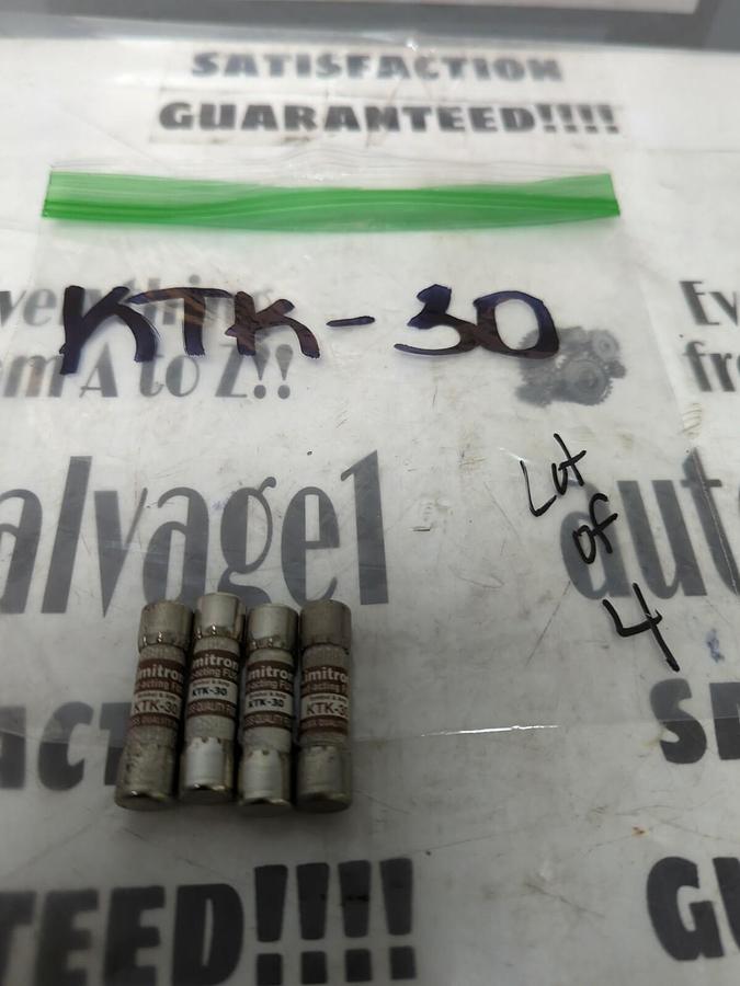 COOPER BUSSMANN,KTK-30,LIMITRON 30 AMP FUSE LOT OF 4 NOS