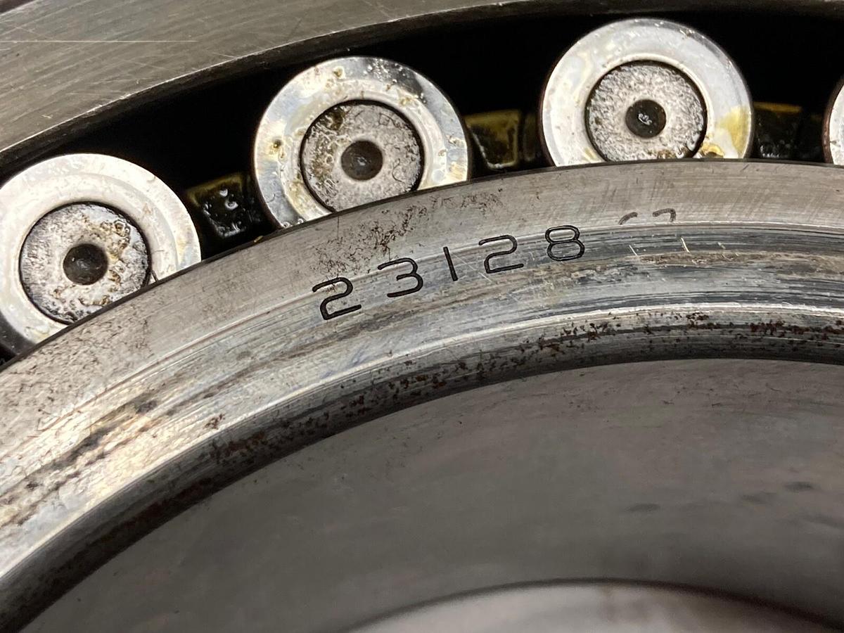 Used SKF,23128,Spherical Roller Bearing
