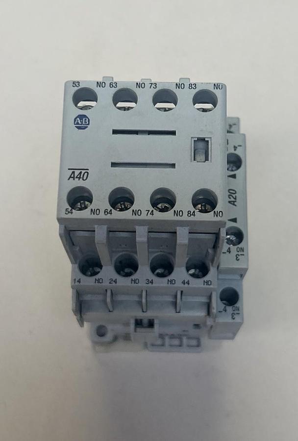 ALLEN BRADLEY,700-CF400VD,CONTROL RELAY 110-120V NOS