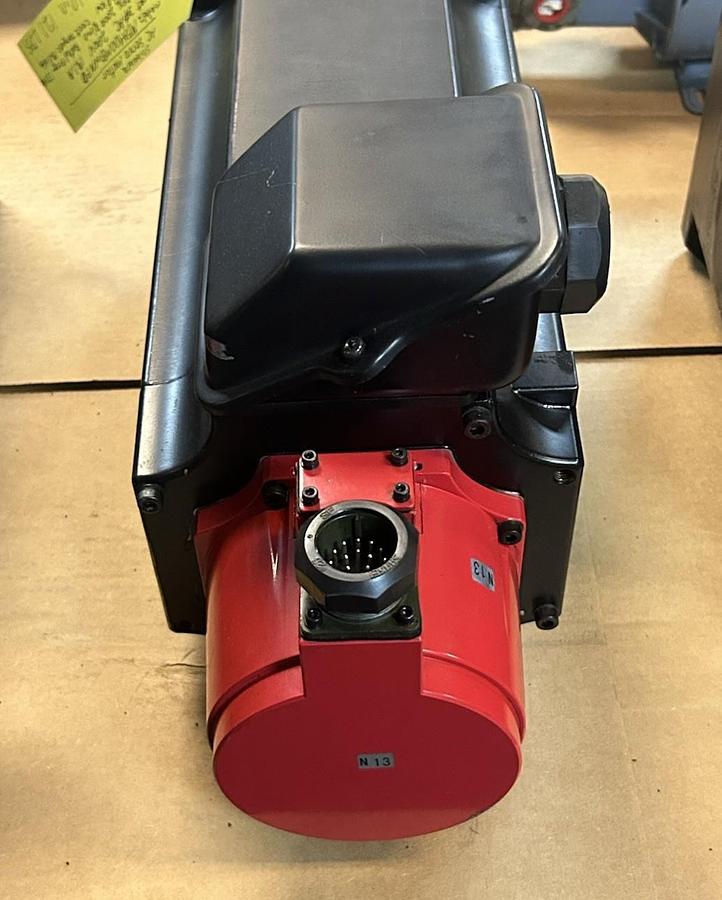 Used TOSHIBA,MFA400MBWNFD,AC SERVO MOTOR 200V 2000RPM 4KW