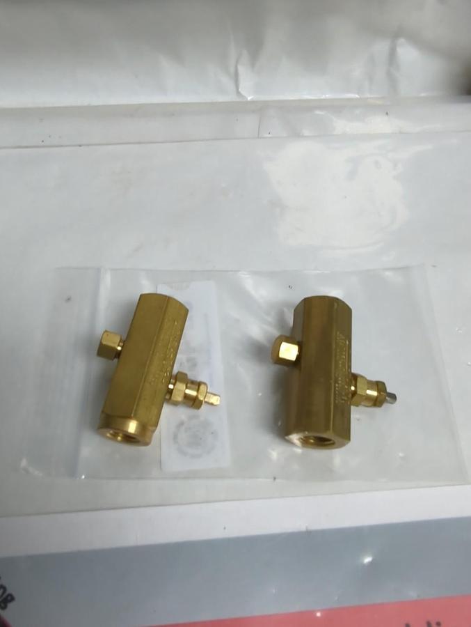 DELTROL,F20 B,PNEU-TROL 3/8 INCH FLOW CONTROL VALVE LOT OF 2 NOS