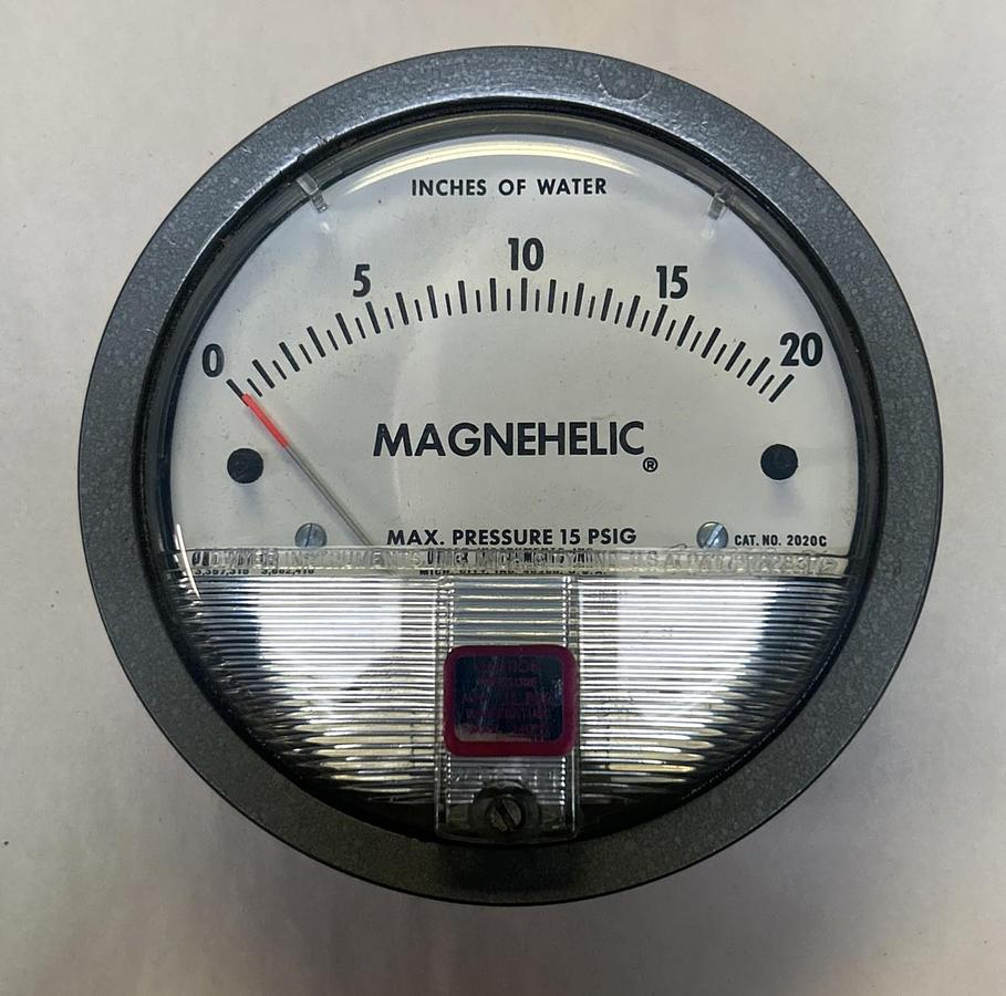 DWYER,2020C,PRESSURE GAUGE 0-20 INCHES OF WATER NOS