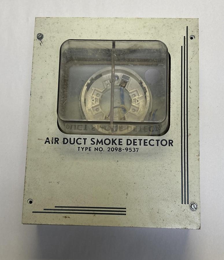 Used SIMPLEX,2098-9537,AIR DUCT SMOKE DETECTOR