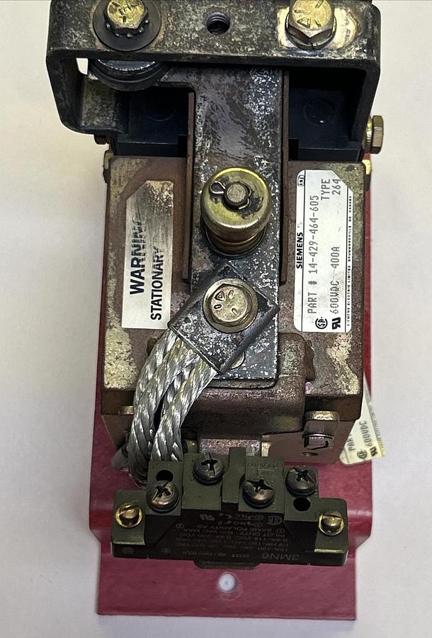 Used SIEMENS,14-429-464-605,CONTACTOR 600VDC 400A