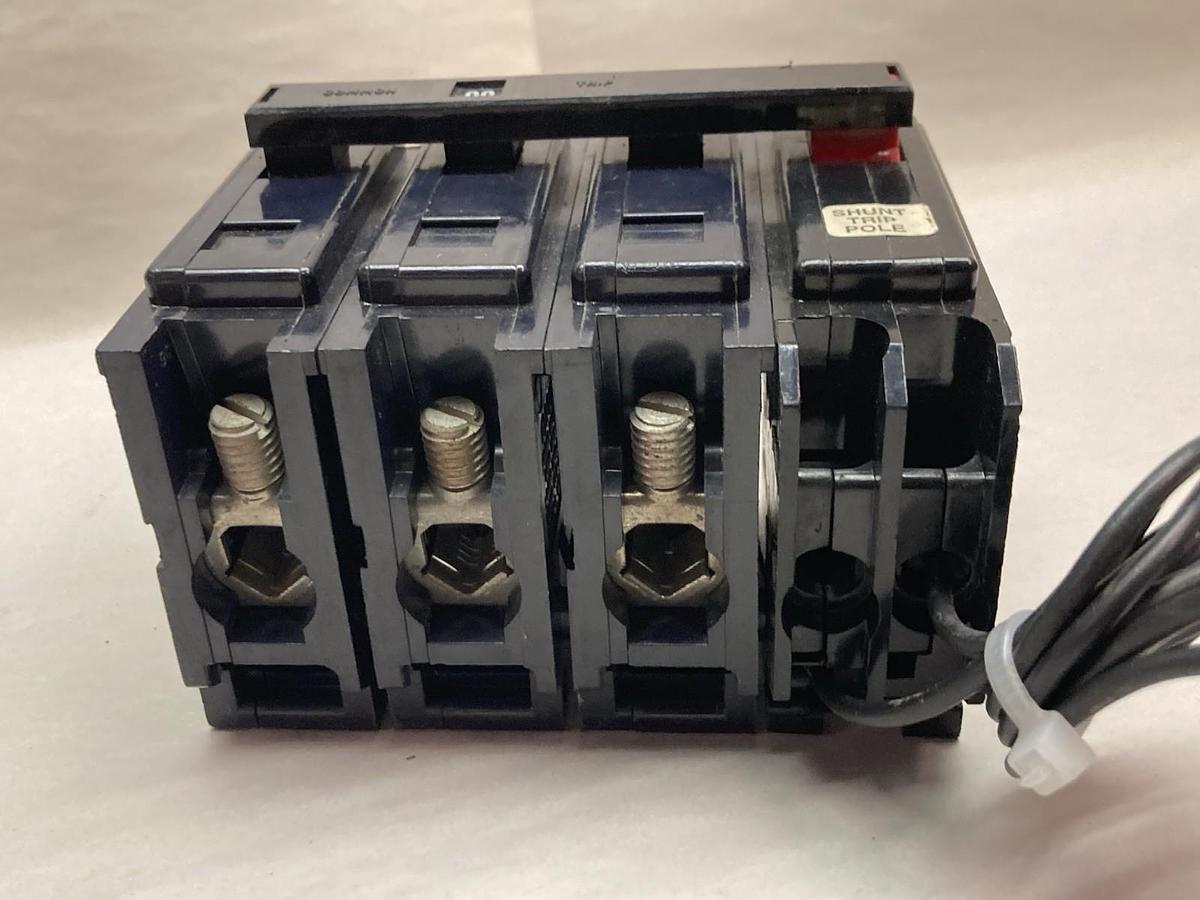 Used Cutler-Hammer,BAB3090HS,3-Pole Circuit Breaker 90A 50/60Hz