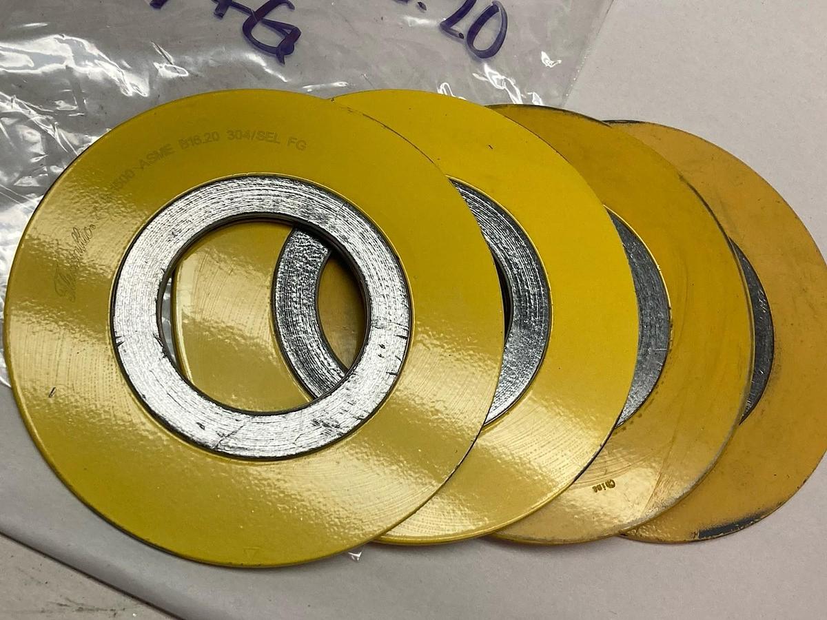 Flexitallic,9/1500 ASME,2 Inch Spiral Round Gasket B16.20 304/FG LOT OF 4
