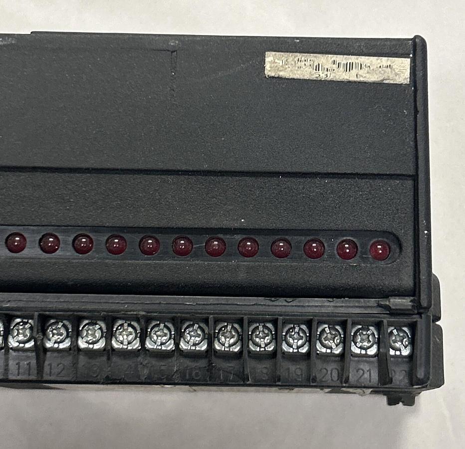 Used GE FANUC,IC660EBD021C,GENIUS BLOCK ELECTRONIC MODULE