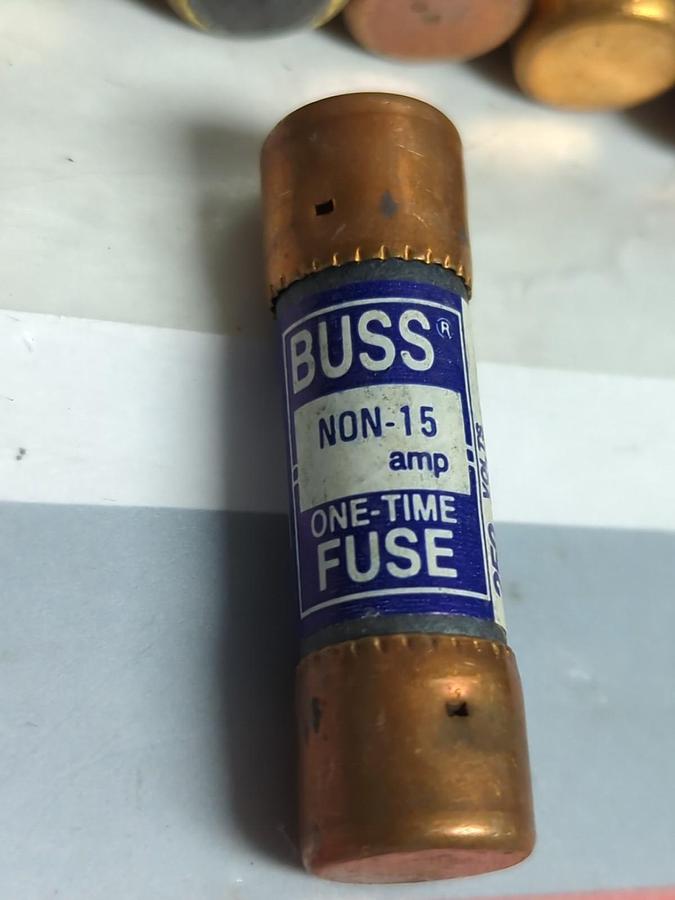 Used COOPER BUSSMANN,NON15,ONE-TIME 15 AMP FUSE LOT OF 15 PRE-OWNED
