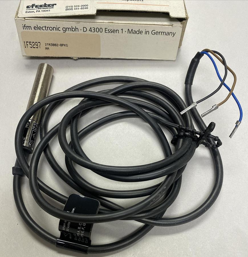 Used EFECTOR IFM,IFA3002-BPKG-IF5297,INDUCTIVE SENSOR NEW