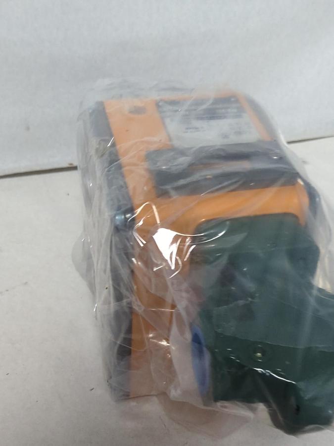 MAXON,100SMM11-AC24-BA-1AD,NORM CLOSED VALVE 125PSI/8.6BAR 115V60 0.19A NOS