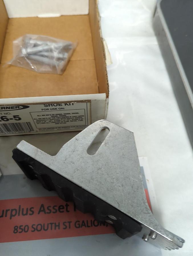 WERNER,26-5,REPLACEMENT SHOE KIT FOR LADDER NOS