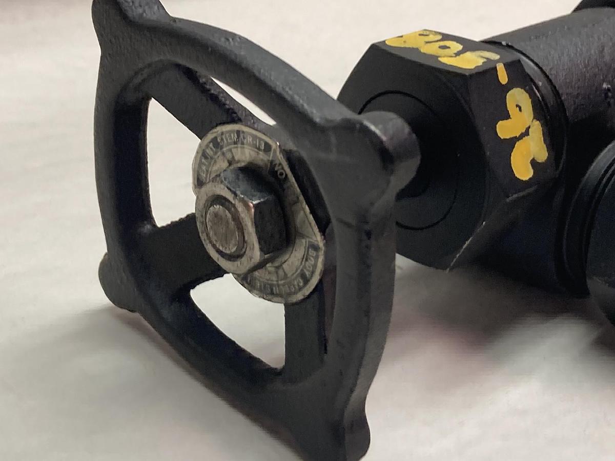 Used Jerguson,STEM CR-13,Body Carbon Steel Valve