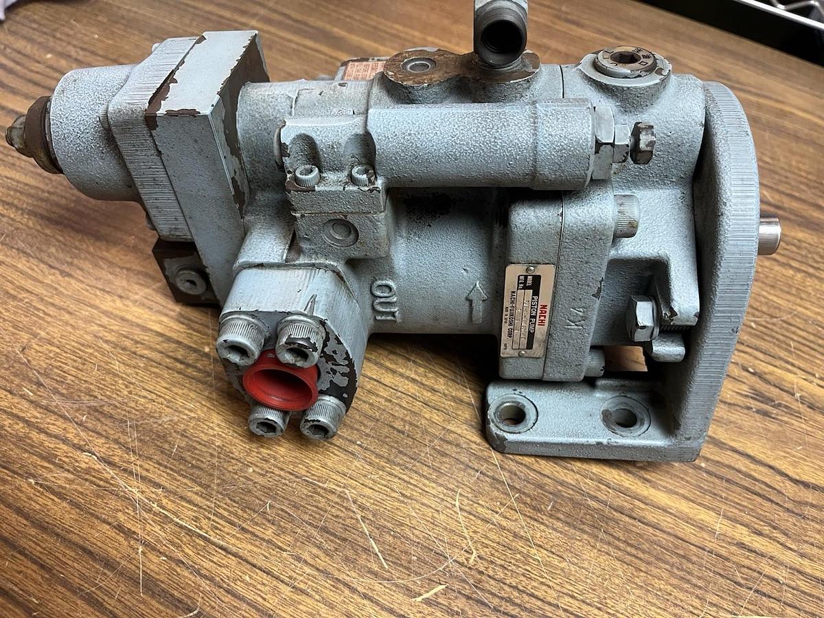 Used NACHI,PVS-1A-16N301-12,HYDRAULIC PISTON PUMP