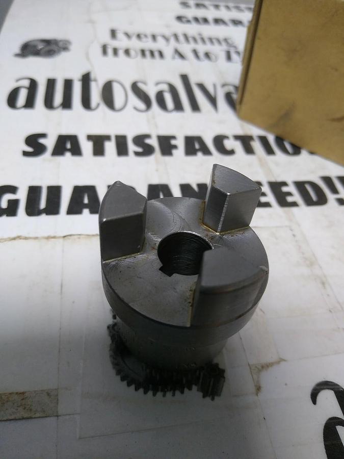Boston Gear,FC15 1/2,Jaw Coupling Hub 1/2 INCH Bore NOS