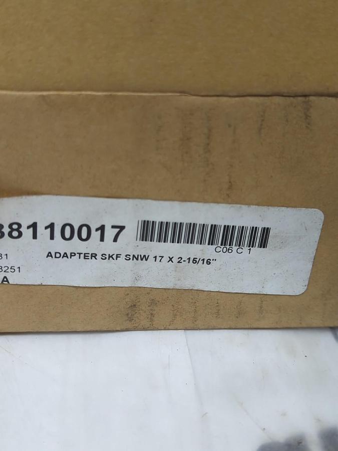 SKF,SNW 17X2-15/16 INCH,BEARING ADAPTER NOS