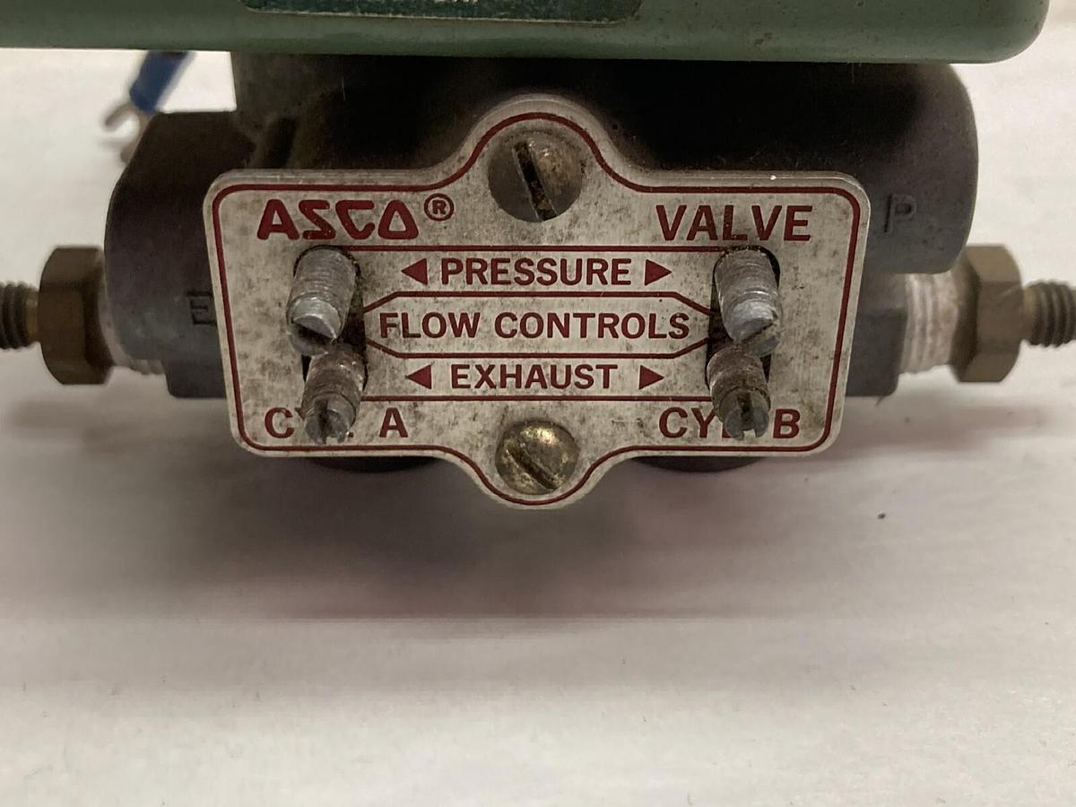 Used Asco,83493,Solenoid 4-Way 1/4 Inch Pipe Valve 120/110V 60/50Hz