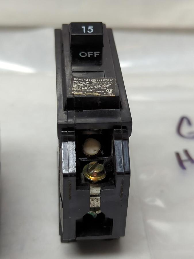 Used GENERAL ELECTRIC,HACR,CIRCUIT BREAKER 15 AMP 1-POLE LOT OF 2 PRE-OWNED
