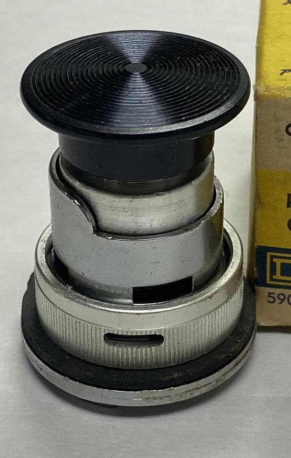 Square D,9001TR-3,Push Button Operator Switch NOS