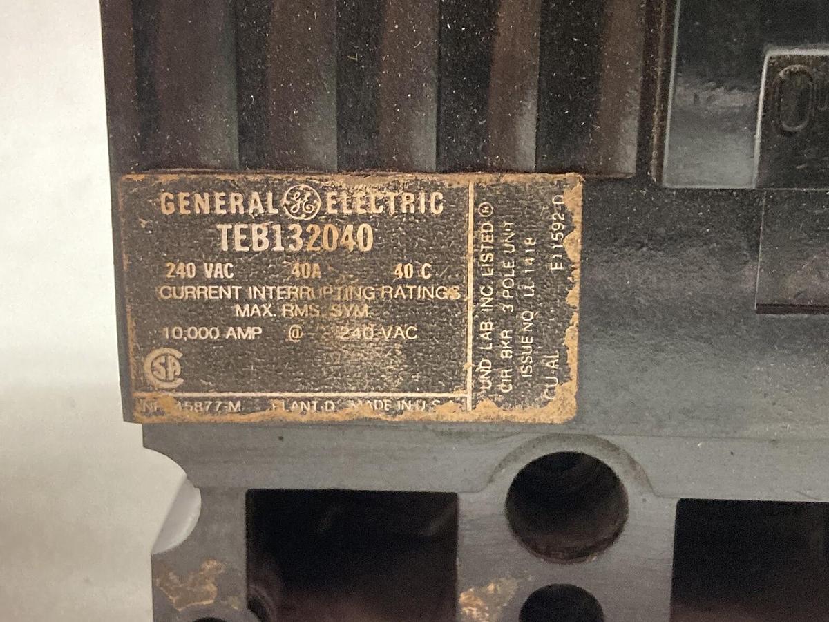 Used GE,TEB132040,Circuit Breaker 240Vac 40A