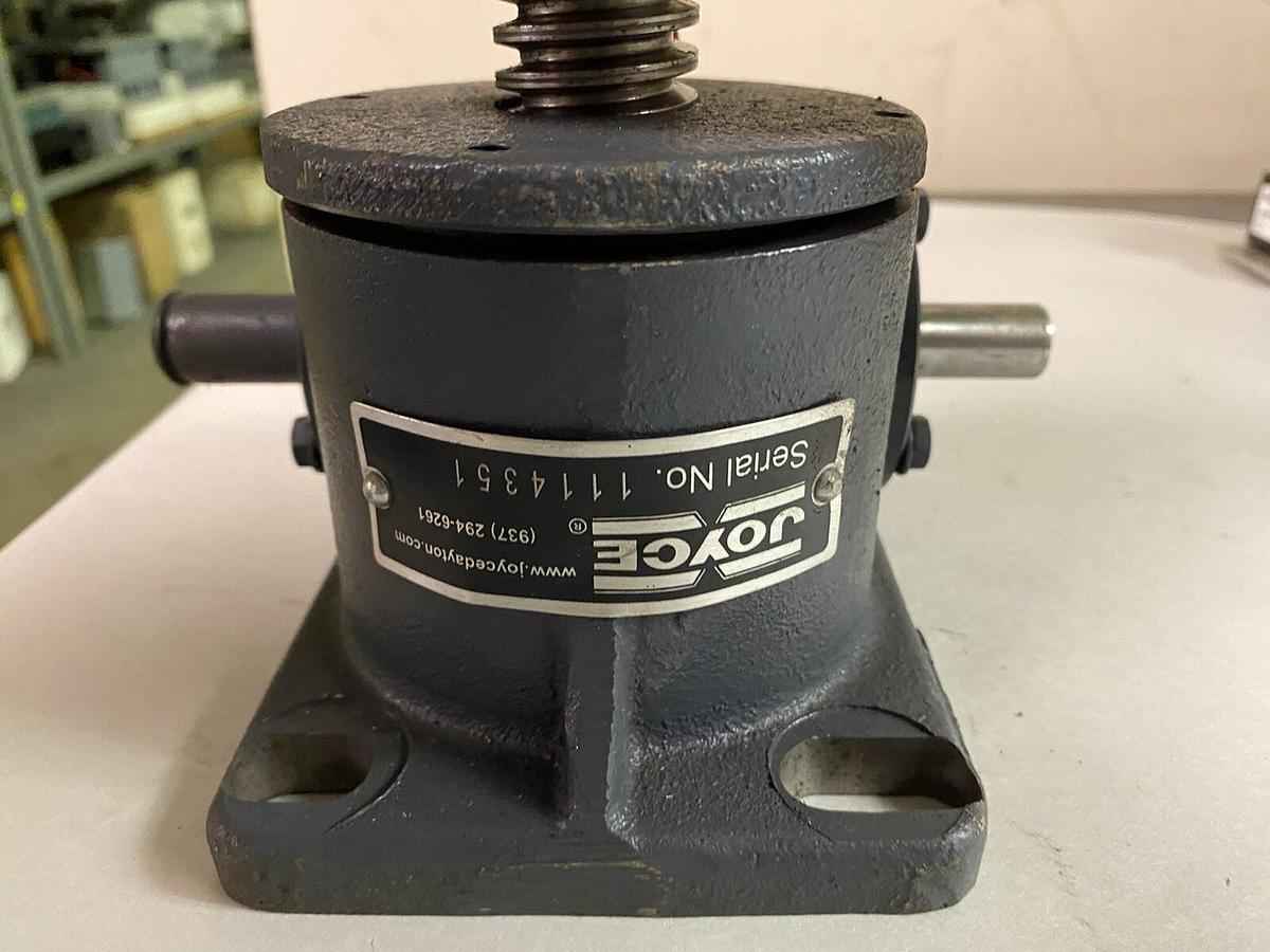 JOYCE,1114351,SCREW JACK ACTUATOR RATIO 6:1 .25IN MOVEMENT 5/8IN DIA SHAFT