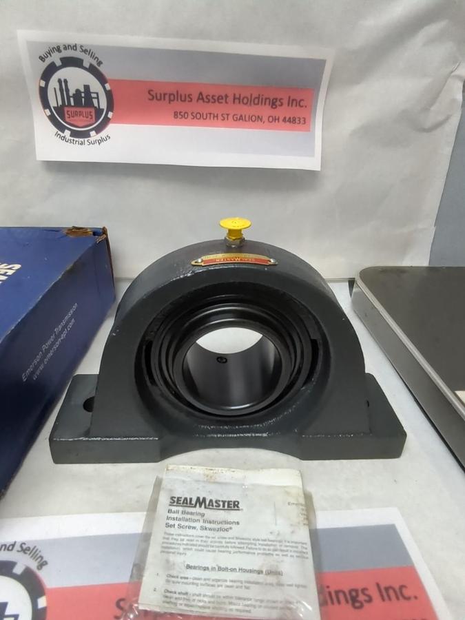 SEALMASTER,NP-39C,PILLOW BLOCK BEARING 2-BOLT BASE 2-7/16 IN BORE NOS