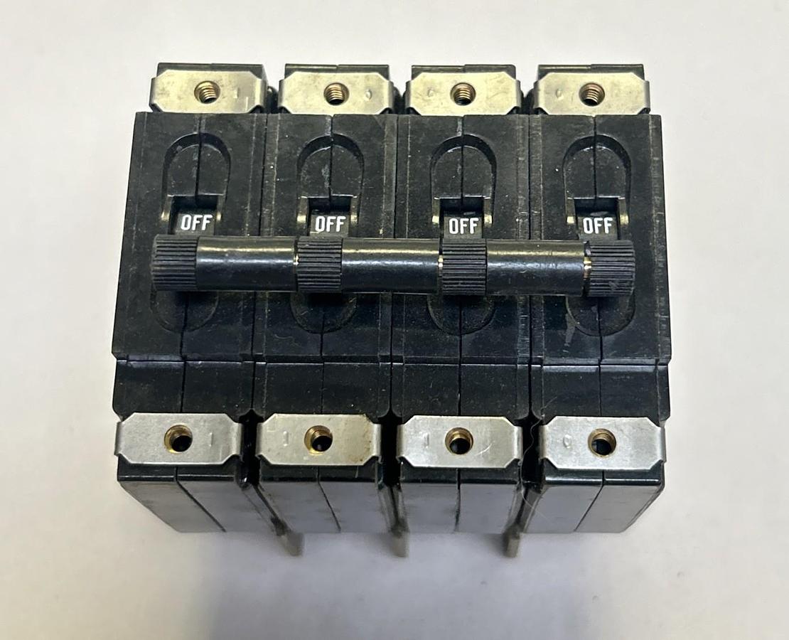 Used HEINEMANN,AM4S-Z31-1,CIRCUIT BREAKER 15A 480V 4P