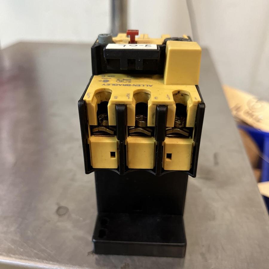 Used ALLEN BRADLEY,193-BSB-22,SER B OVERLOAD RELAY 1.5-2.3A