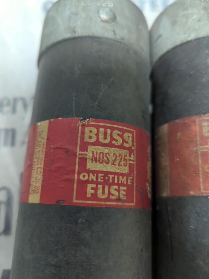 COOPER BUSSMANN,NOS-255,ONE-TIME 255 AMP FUSES LOT OF 2 NOS