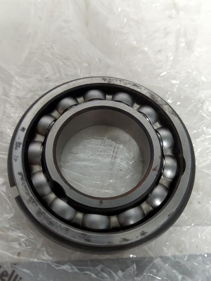 Used NEW DEPARTURE,1209,DEEP GROOVE BALL BEARING WITH SNAP RING PRE-OWNED