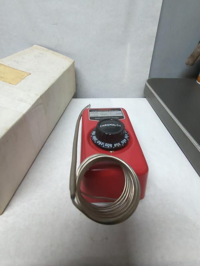 CHROMALOX,ARR-5529,TEMPERATURE CONTROL 250 VAC 24 AMP 150-550° F NOS