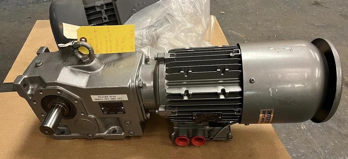 NORD,SK90161LXZ-90-L/4-CUS-BRE20-HL-SR-RD,GEARMOTOR GEAR REDUCER RATIO 142.41 3/