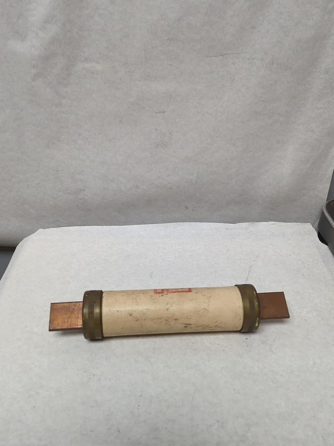 Used MONARCH,200 AMP,RENEWABLE FUSE PRE-OWNED