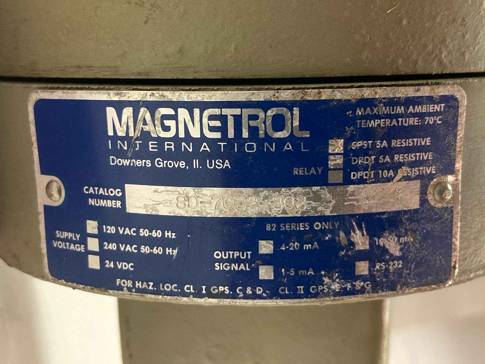 Used Magnetrol,80-7082-302,Level Transmitter 120Vac 50-60Hz SPST 5A Resistive