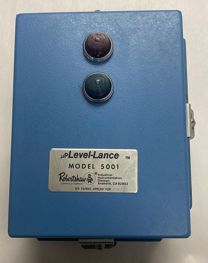 ROBERTSHAW CONTROLS,MODEL 5001-B2-A, LEVEL LANCE TRANSMITTER NEW NO BOX
